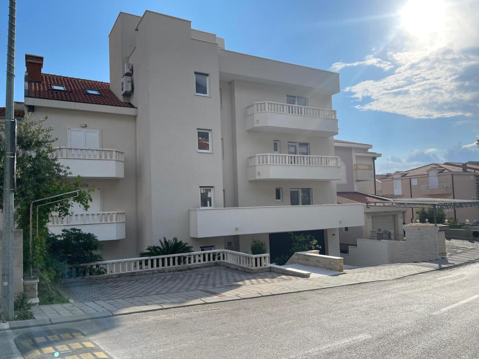 Apartment Dalmatien Traumhaus Makarska Eksteriør billede