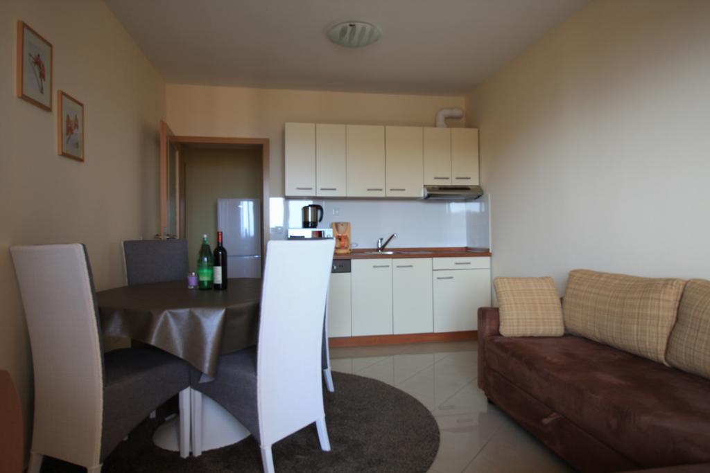 Apartment Dalmatien Traumhaus Makarska Eksteriør billede
