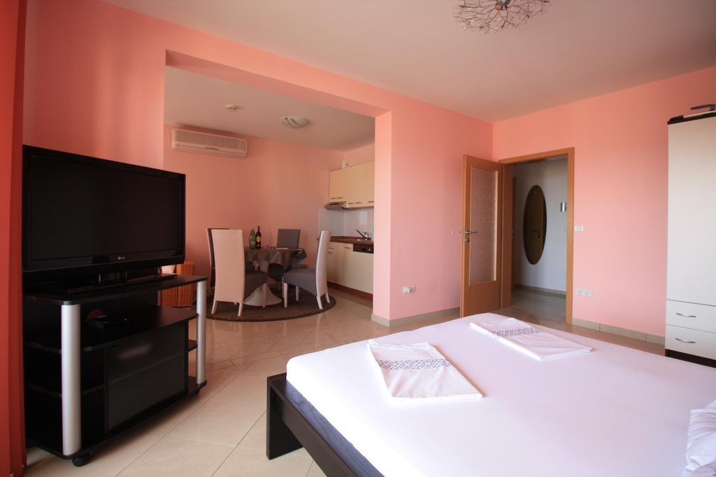 Apartment Dalmatien Traumhaus Makarska Eksteriør billede